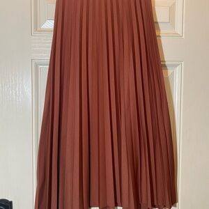 H&M Elegant Rust Pleated/Accordian Skirt
